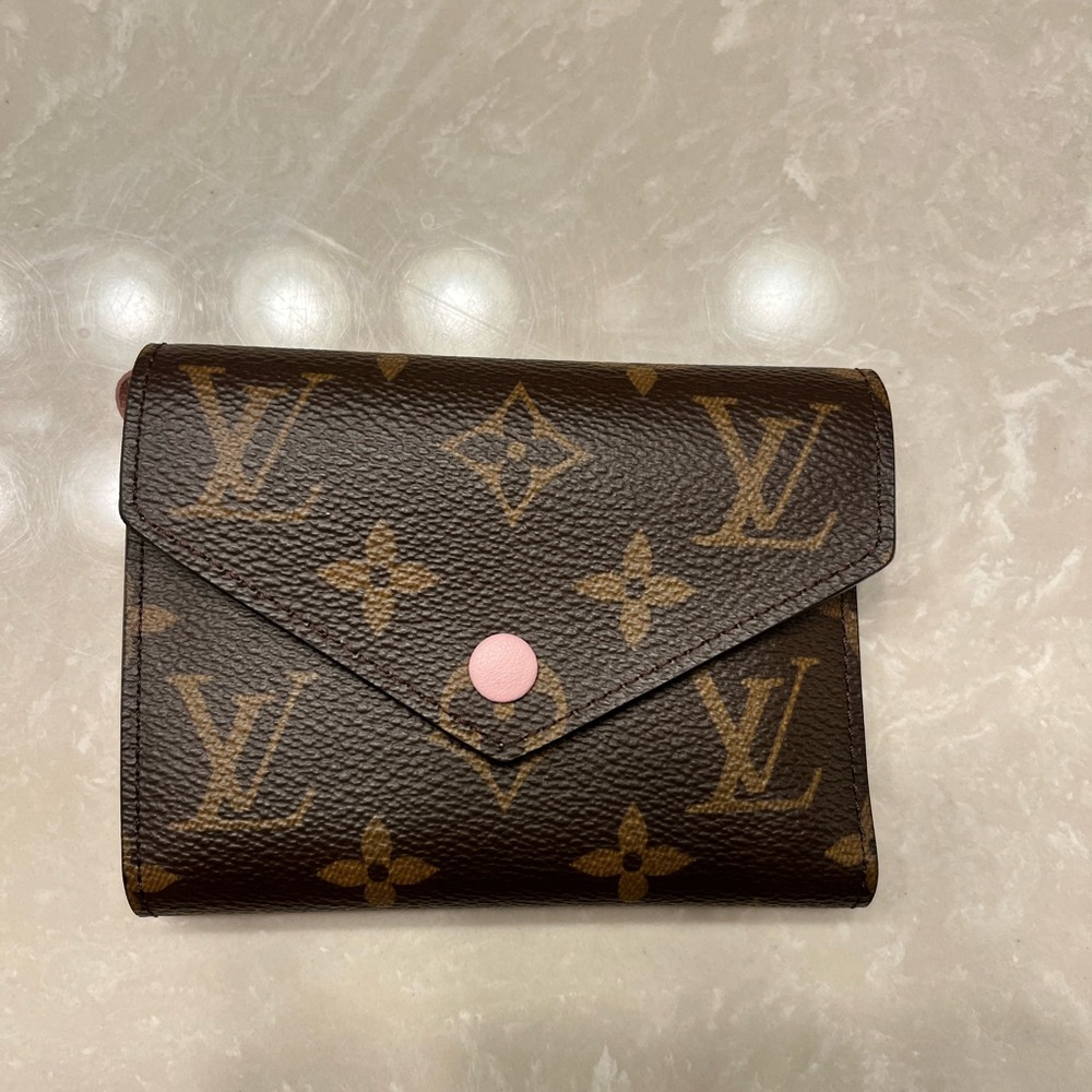 Louis Vuitton Victorine Wallet